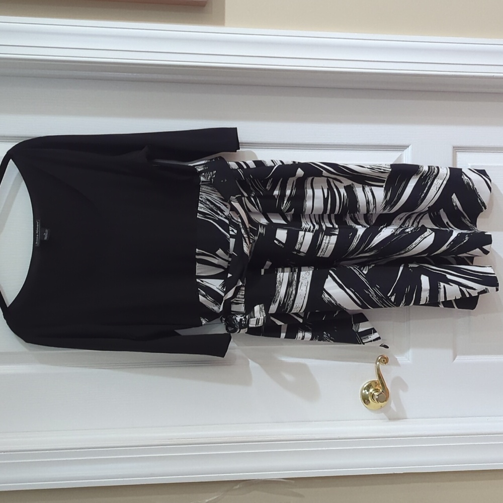 NWOT JESSICA HOWARD DRESS SZ 14